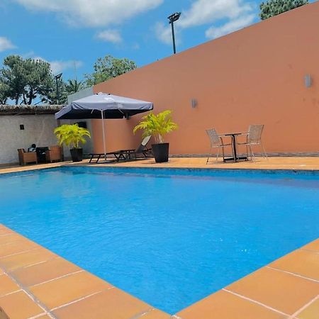 Class Hotel Brazzaville Luaran gambar