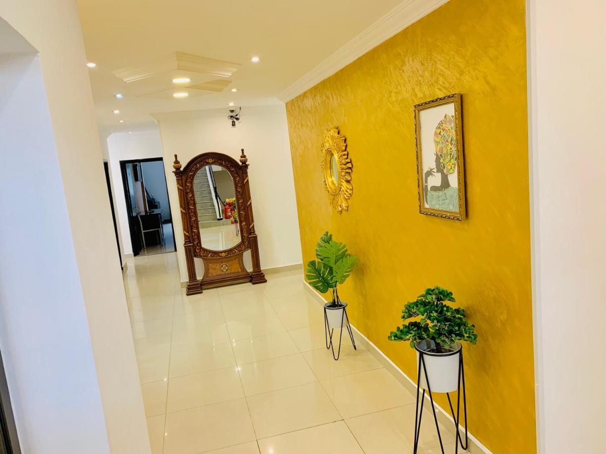 Class Hotel Brazzaville Luaran gambar