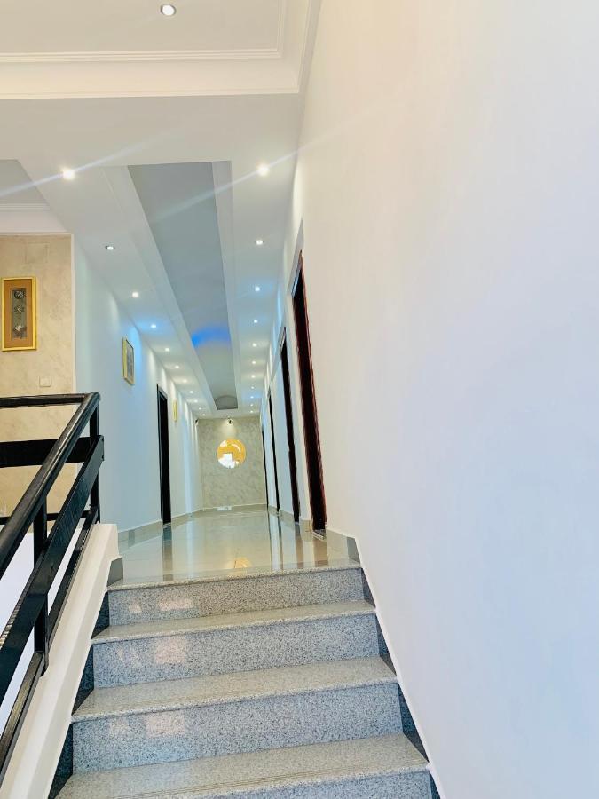 Class Hotel Brazzaville Luaran gambar